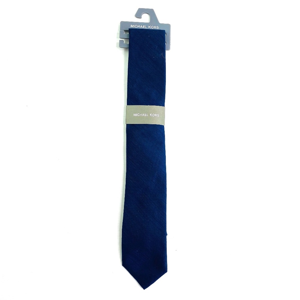 NEW Michael Kors Silk Blend Necktie Tie Dark Navy Blue